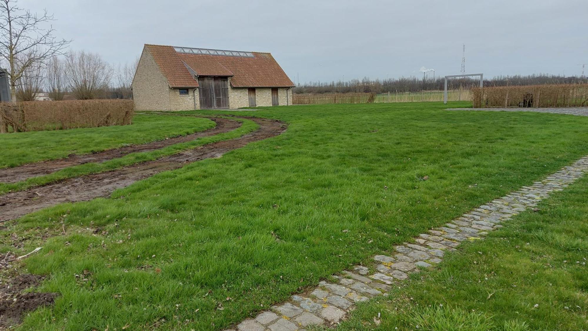 Schravenhoek Met Indoorzwembad En Sauna Veurne Exterior photo